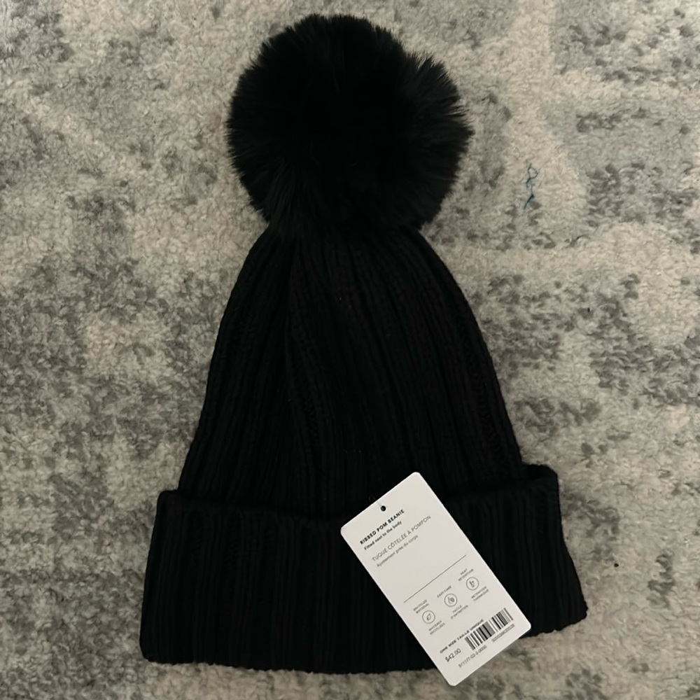 Athleta Black Ribbed Pom Beanie NWT